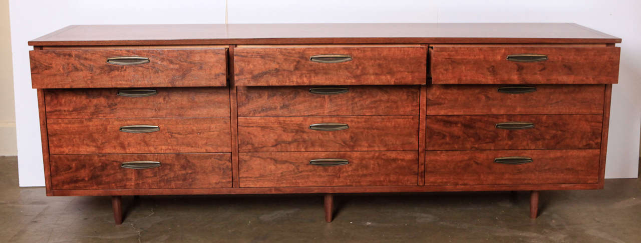 Mid-Century Modern George Nakashima Dresser for Widdicomb For Sale